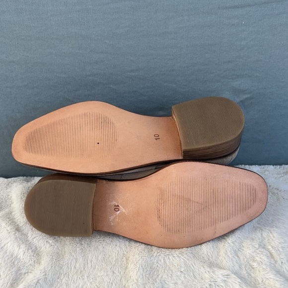 NWOT Diba True Tan Chelsea Ankle Boots with Elastic Panels Size 10 - Picture 6 of 7